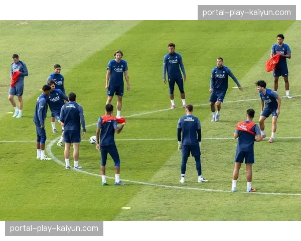 赛后点评：巴黎圣日耳曼本场在边路防守上暴露的问题